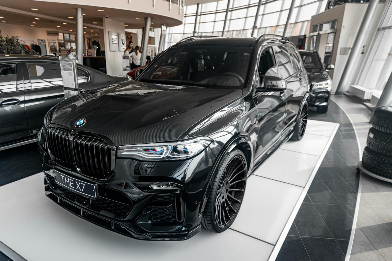 BMW X7 front lips by Renegade Design