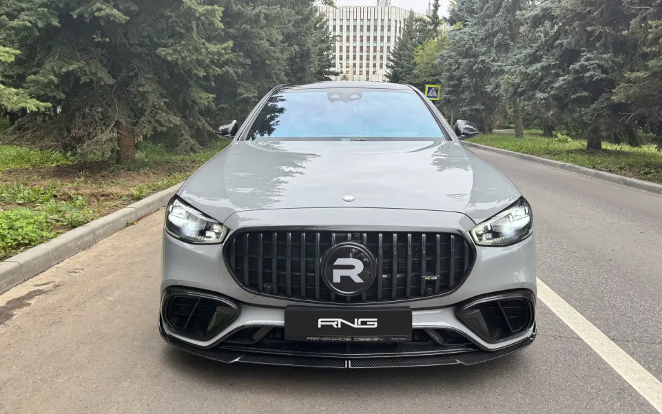 Carbon front bumper splitter for Mercedes-Benz S63 W223