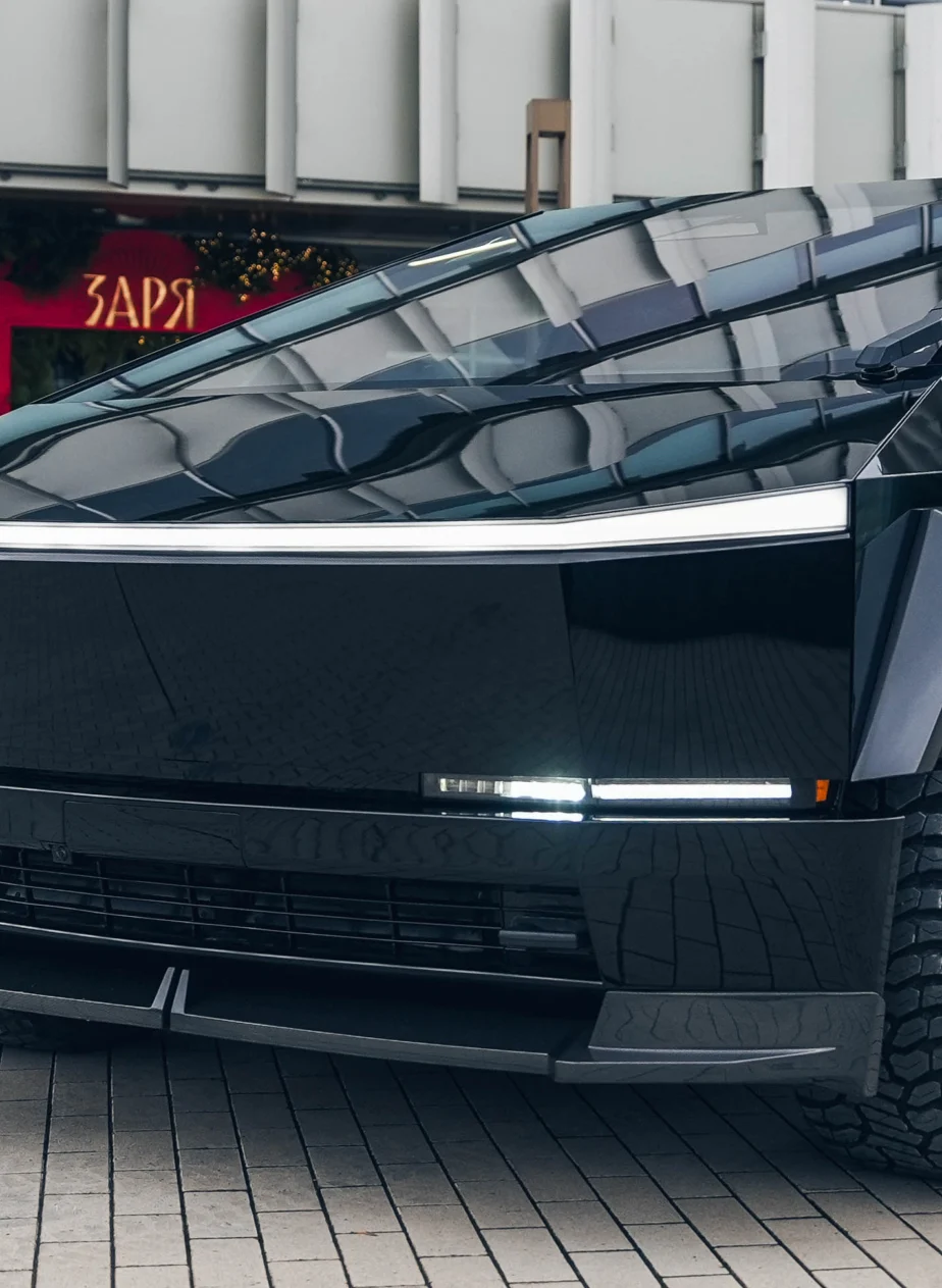 Tesla Cybertruck by Renegade Design: so sieht der Future-Truck endlich „fertig“ aus