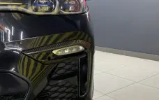 Carbon front bumper inserts for BMW X7