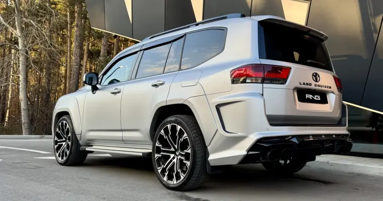 Bodykit für Toyota Land Cruiser 300