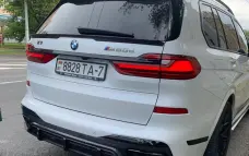 Carbon heckdiffusor für BMW X7
