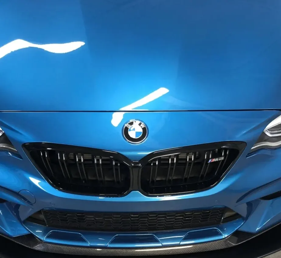 The role of an automotive splitter in the construction of a vehicle