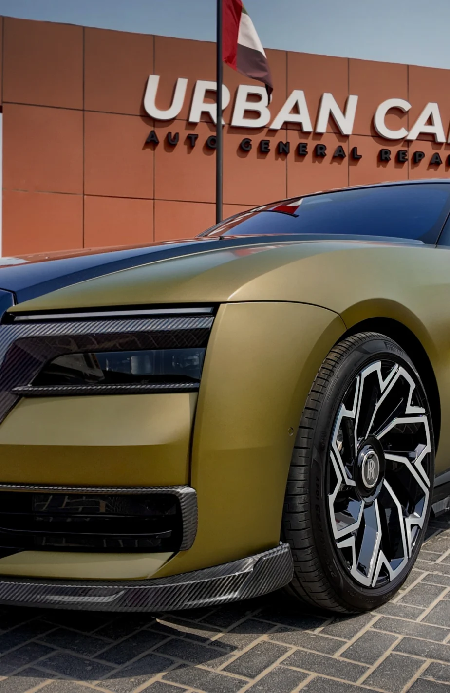 Unser erstes Carbon-Bodykit am Rolls-Royce Spectre: Chartreuse, mattes PPF und glänzendes Carbon