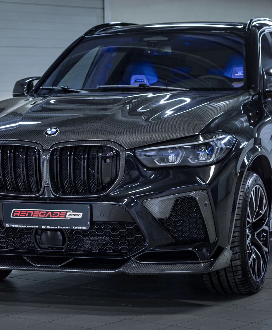 BMW X5M F95 in Black Sapphire: komplettes 6K Carbon — weil „Maximum“ keine halbe Sache ist