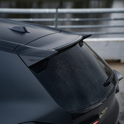 Gloss black kit