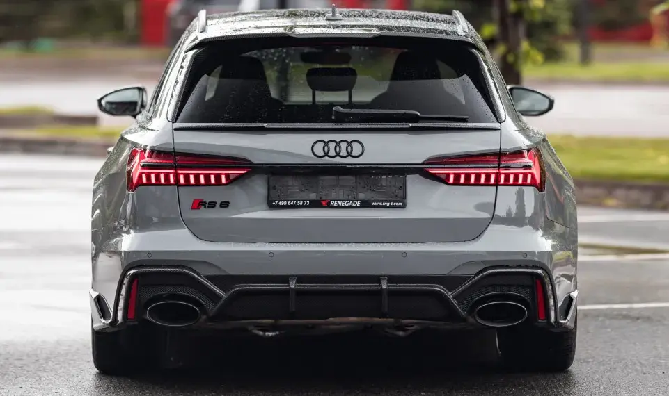 Carbon dachspoiler für Audi RS6