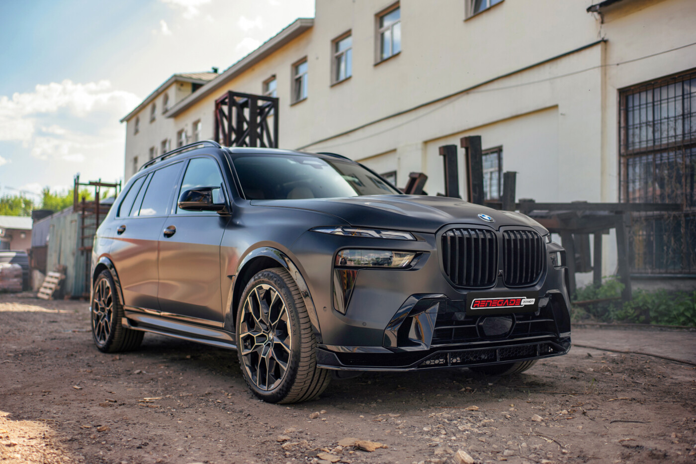 BMW X7 LCI Body Kit | BMW X7 LCI Wide Body Kit for sale at Renegade Design