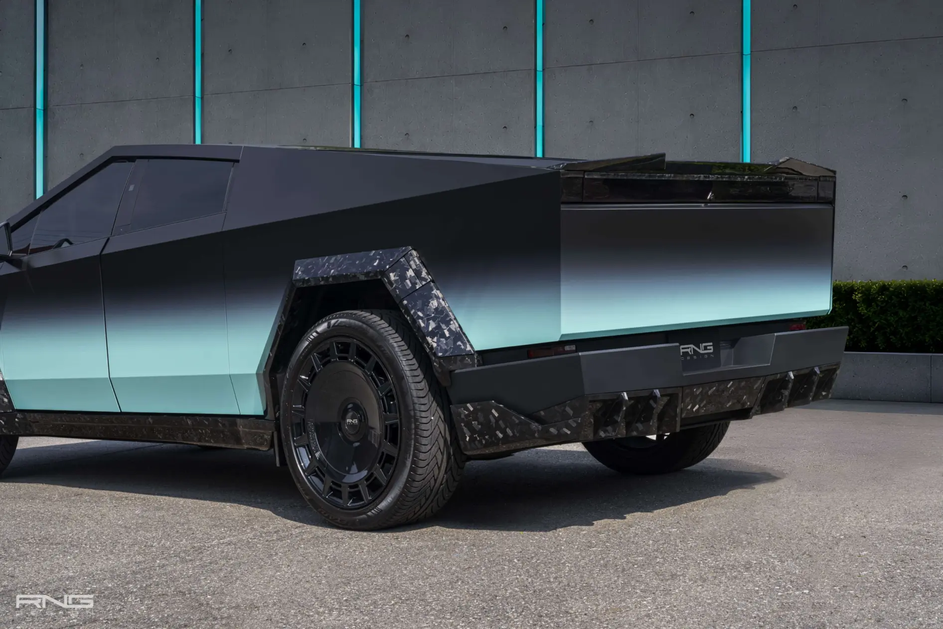 Tesla Cybertruck in Südkorea: RNG Design Forged Carbon, 26-Zoll-Schmiederäder und exklusiver Mattverlauf