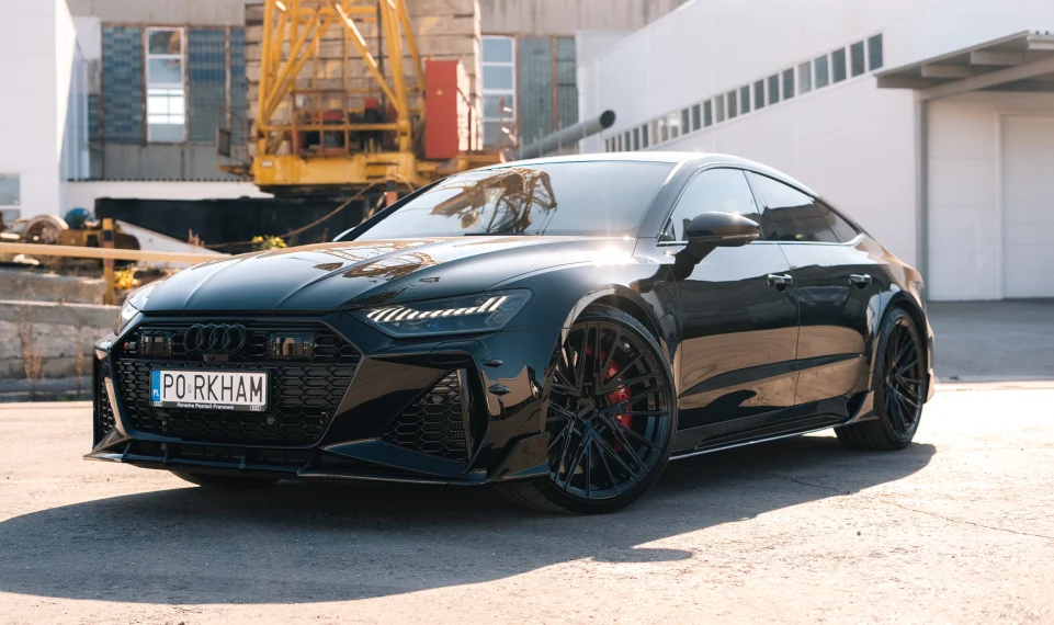 Front bumper splitter for Audi RS7