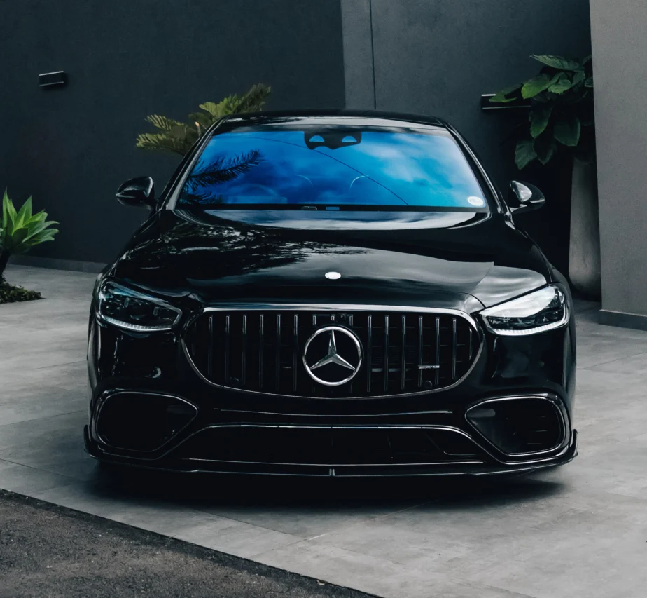 Carbon-Bodykit von RNG Design für Mercedes-Benz S63 E in Südafrika