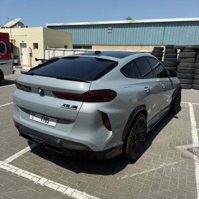 Carbon body kit