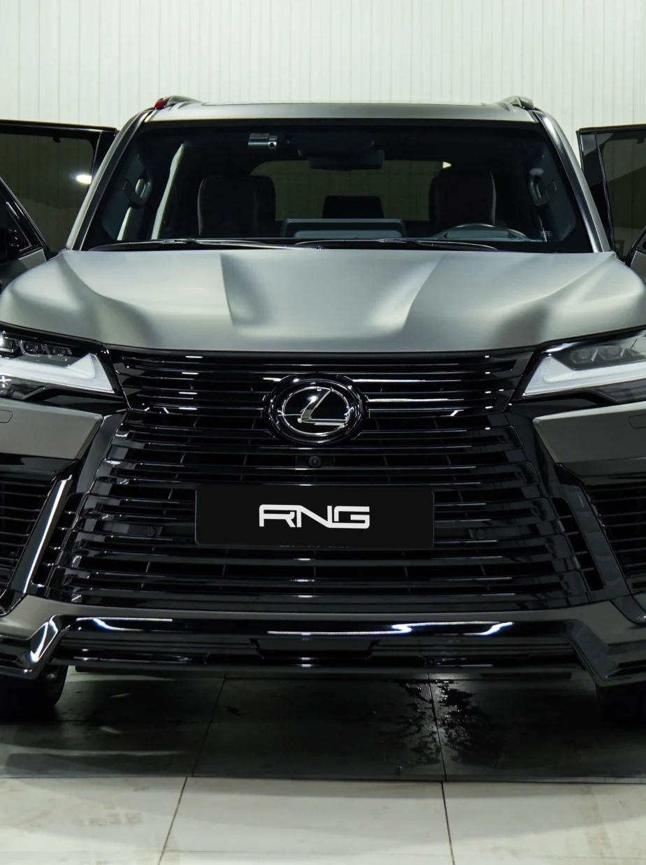 Lexus LX600 Widebody-Komplettkit: Schwarz glänzend, Grau matt — gebaut, um Blicke zu sammeln