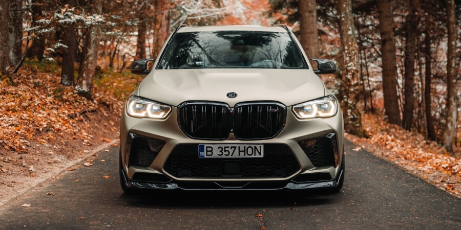 BMW X5M F95 schwarz glänzend Kit für Custom Tuning