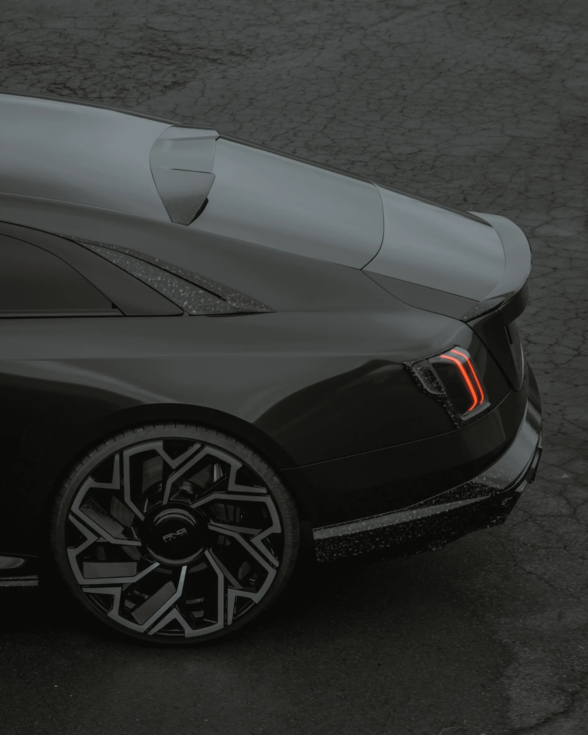 Bodykit für Rolls-Royce Spectre aus Forged Carbon: Luxus neu interpretiert von RNG Design