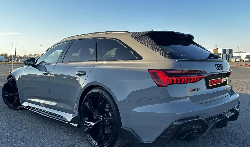 Carbon dachspoiler für Audi RS6