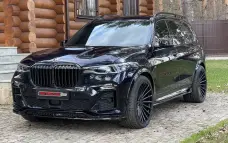 Side skirts for BMW X7 G07