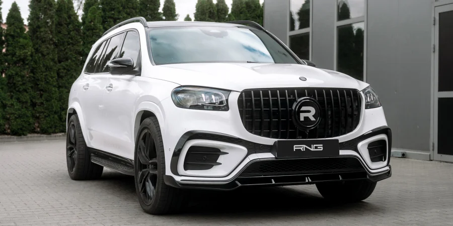 Mercedes-Benz GLS 2025 Frontschürze von RNG Design verbessert
