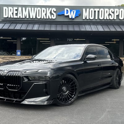 Gloss black kit for Dreamworks Motorsports