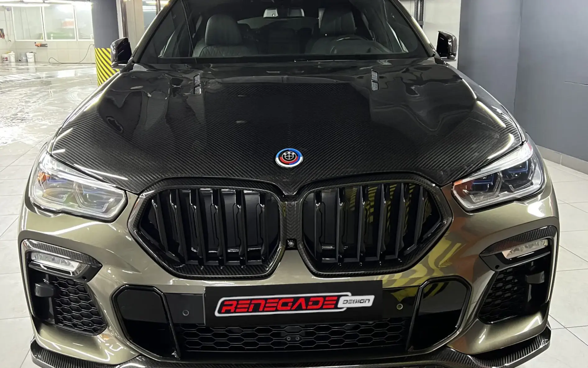 Carbon hood for BMW X6 G06 / F96