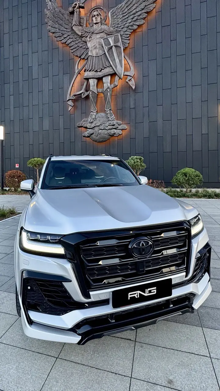 Bodykit für Toyota Land Cruiser 300