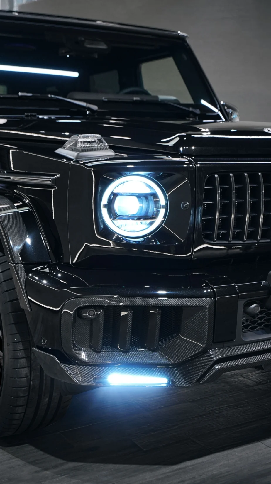Mercedes-Benz G63 W465 (2025): Klassischer Carbon-Bodykit & 23” Schmiederäder in Satin Black