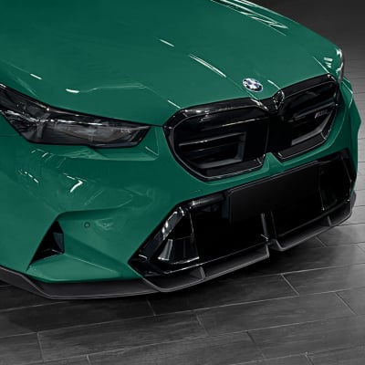 Black gloss kit on Peridot Green Metallic M5