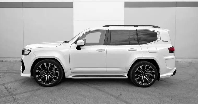 Bodykit für Toyota Land Cruiser 300