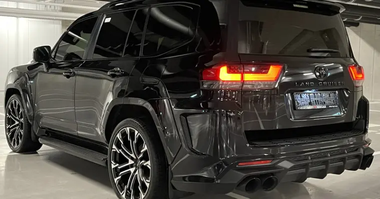 Bodykit für Toyota Land Cruiser 300