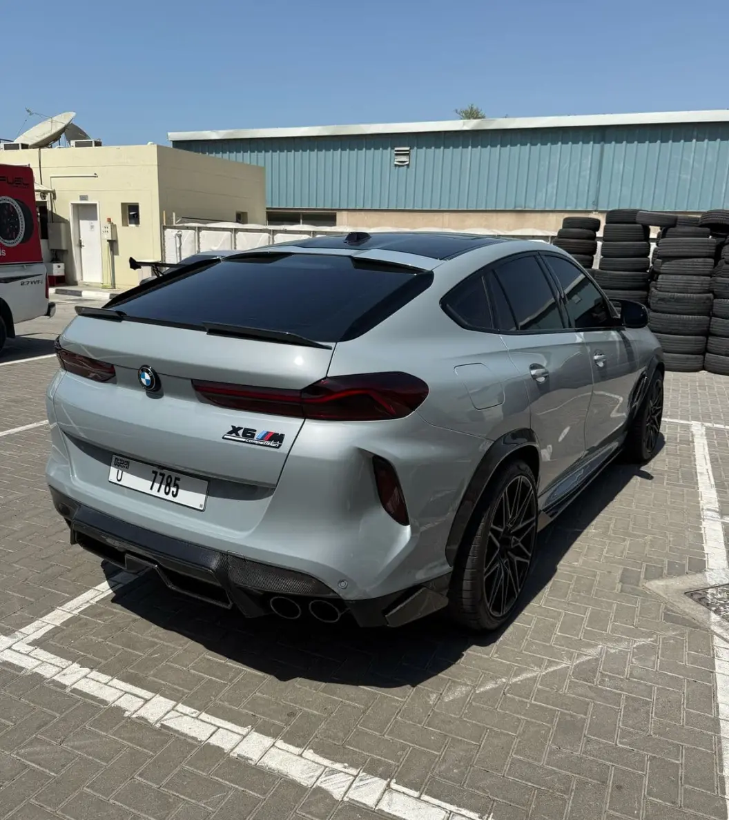 Carbon body kit