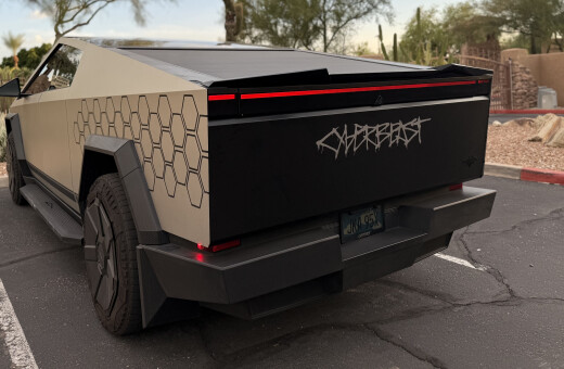 Spoiler für Tesla Cybertruck in Scottsdale, AZ