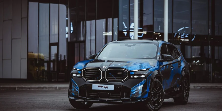Bausatz schwarz glänzend BMW XM