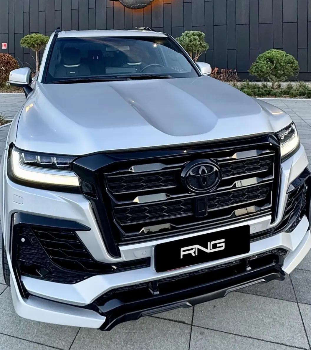 LC300 mit Ansage: Breitbau-Bodykit + 23″ Schmiederäder im perfekten Look
