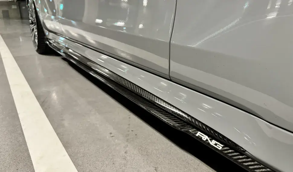 Carbon side skirts for Mercedes-Benz S63 W223