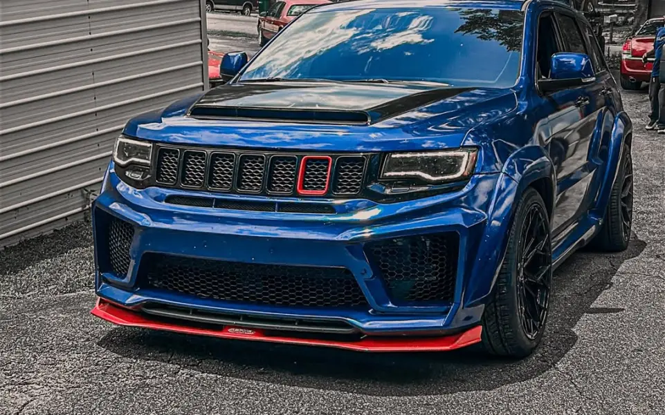 Demon hood for Jeep Grand Cherokee WK2