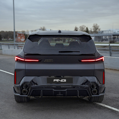 Gloss black kit