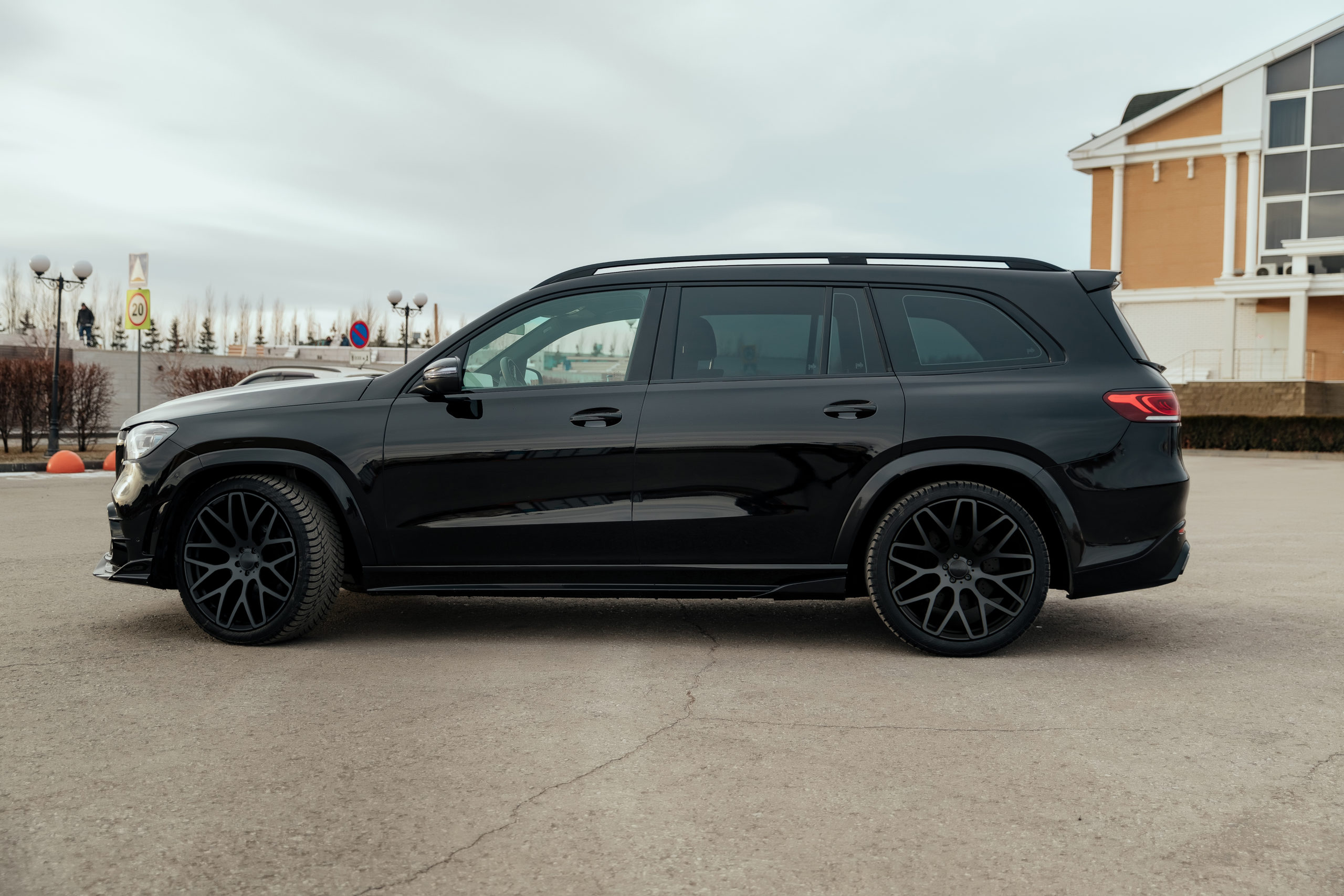 Mercedes GLS X167 Forged wheels for sale at Renegade Design