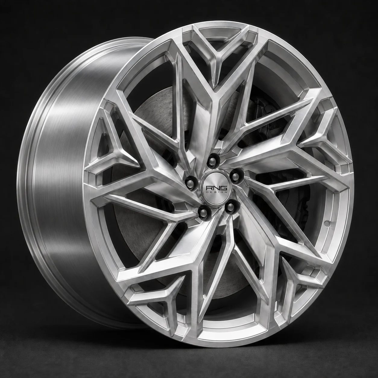 RNG C04 front three-quarter view
