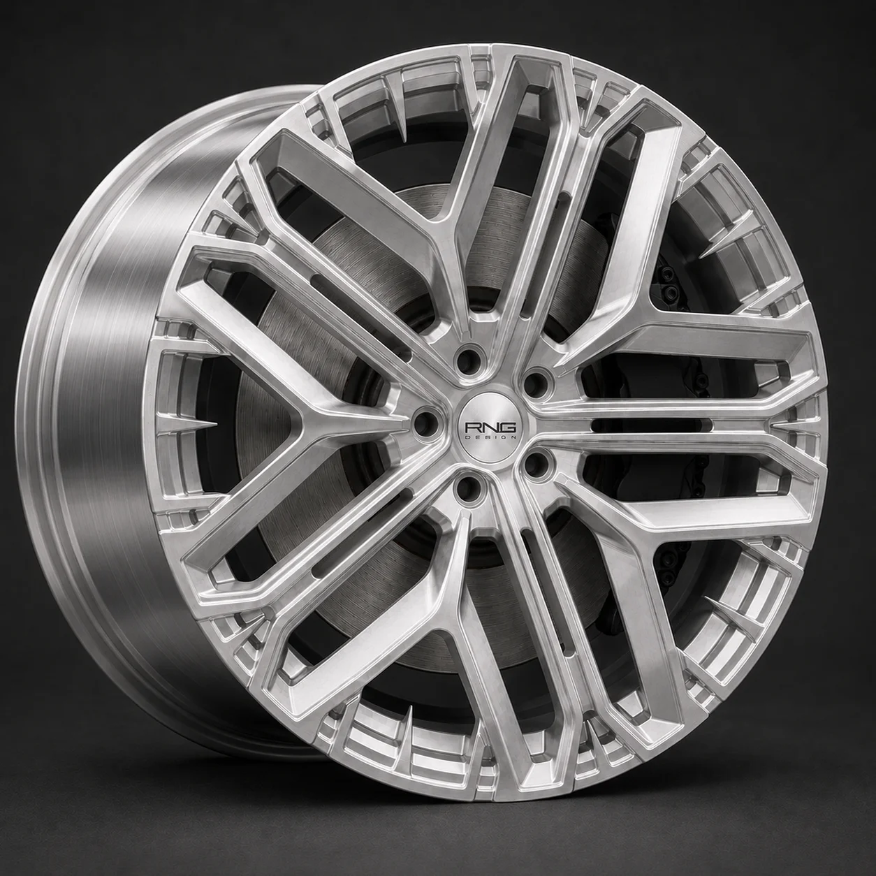 RNG C05 front three-quarter view