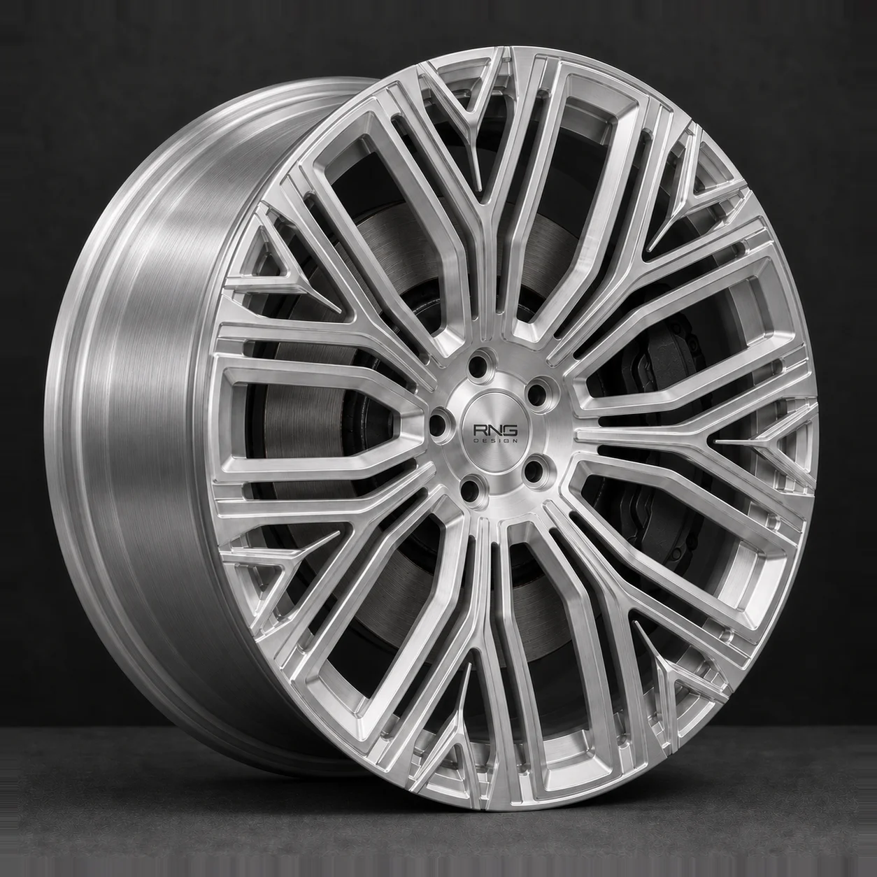 RNG M04 front three-quarter view