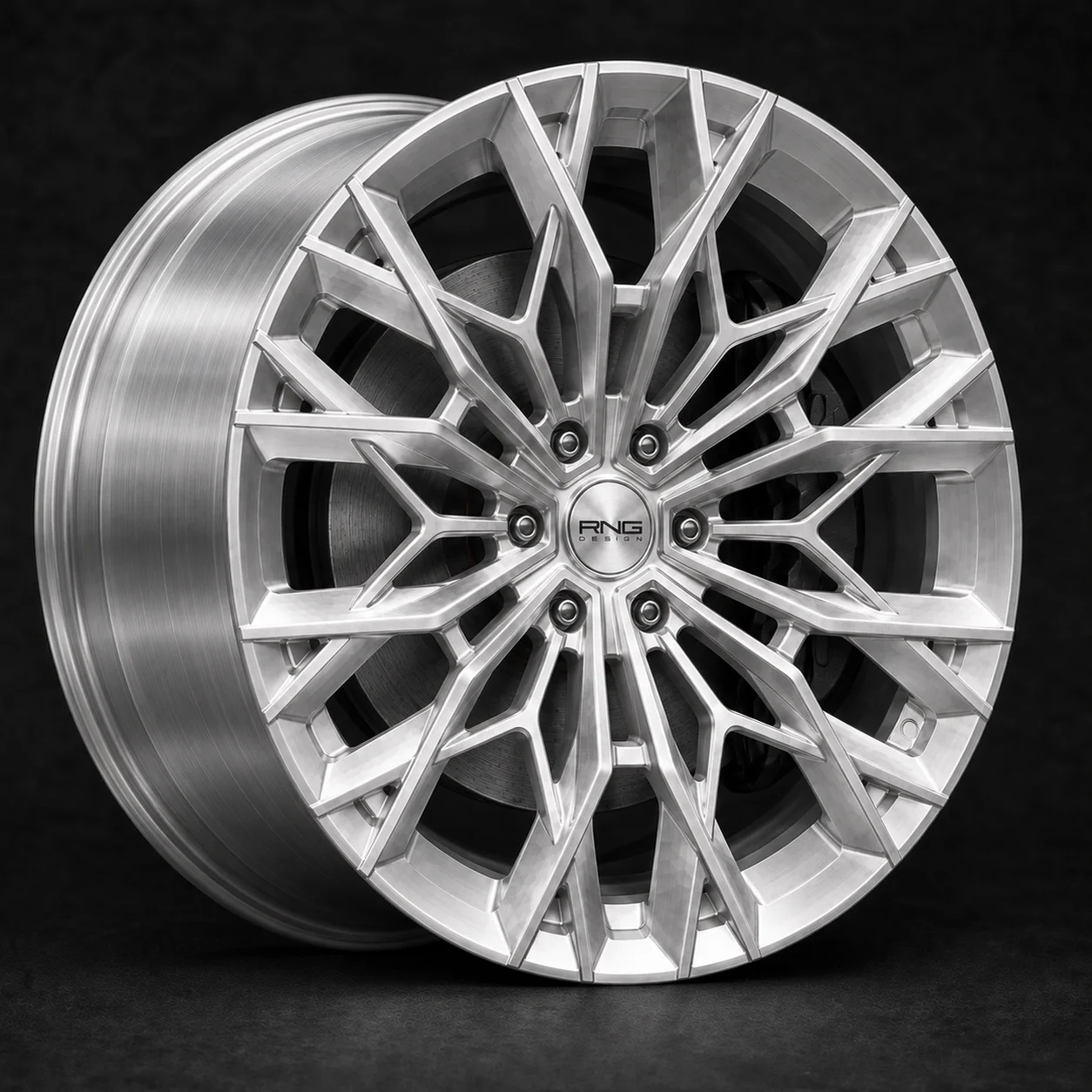 RNG M05 front three-quarter view
