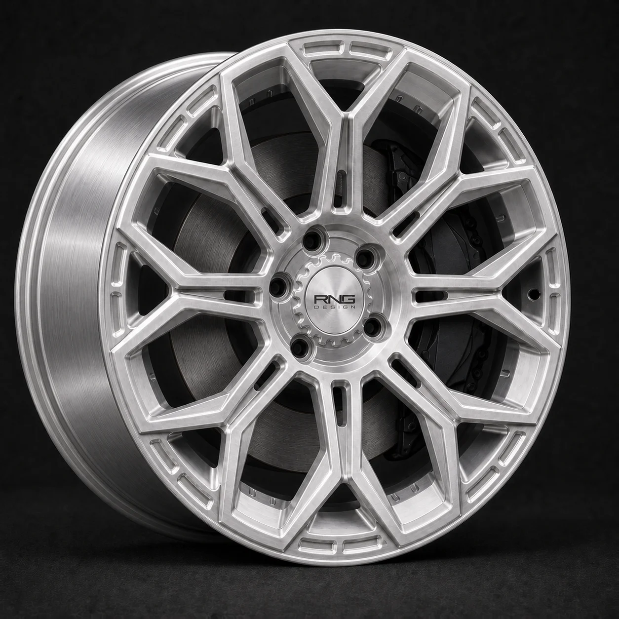 RNG R02 front three-quarter view